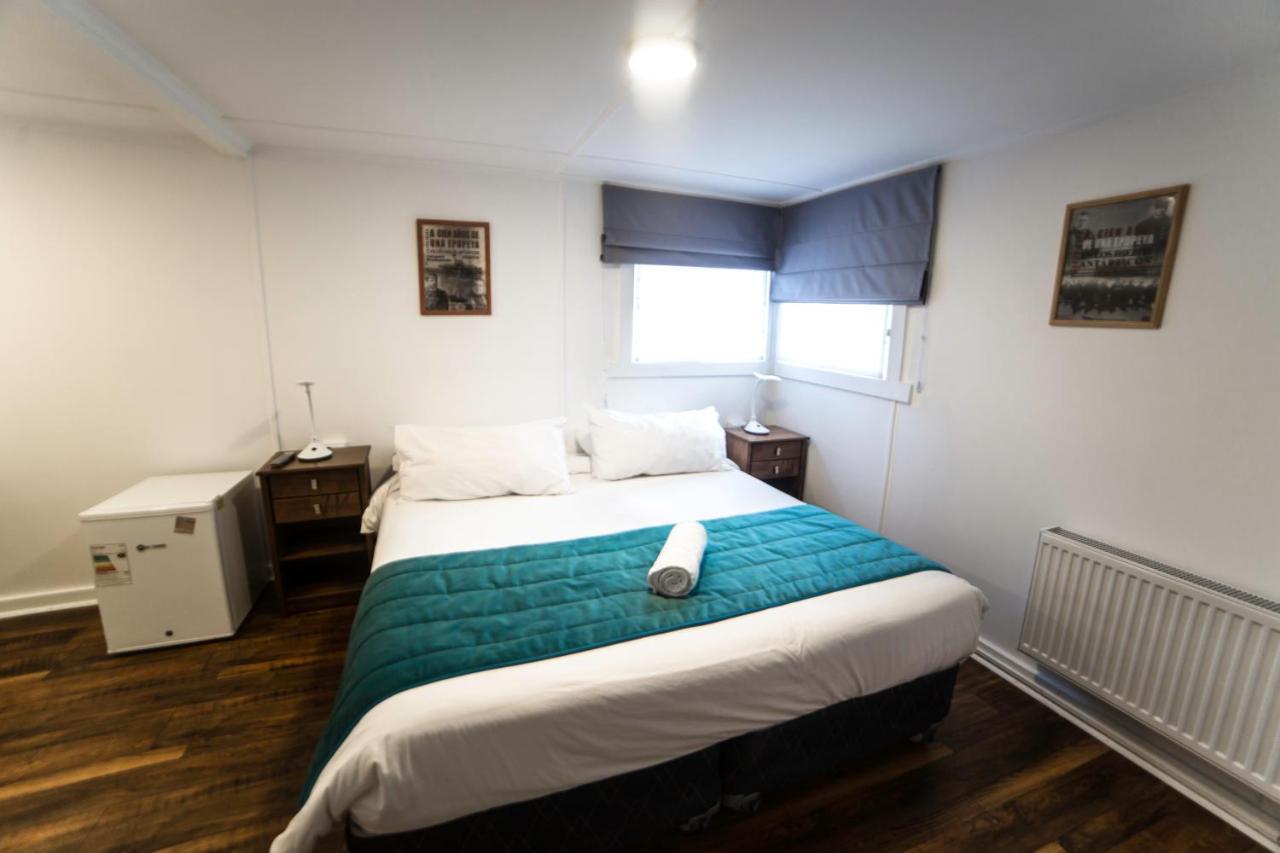 Hostal Boutique Terra Antarctica プンタアレナス エクステリア 写真